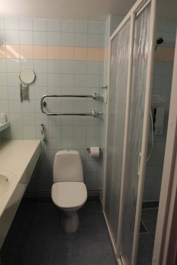 Фото номера Стандартный одноместный номер Отель Hotel Nukkumatti г. Коккола 2