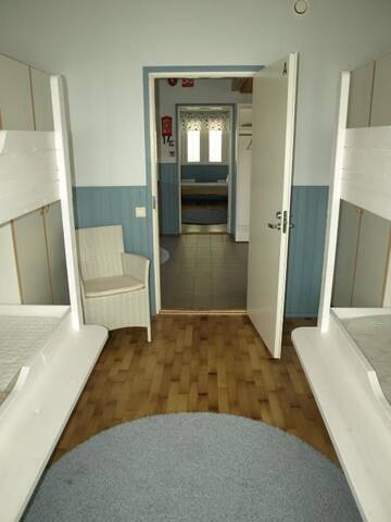 Фото номера Дом с 2 спальнями Дома для отпуска Villa Elba г. Коккола 4